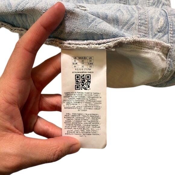 Guess Cube Pattern Denim Mini Skirt Light Blue Button Front Sustainable 30 - Picture 10 of 14